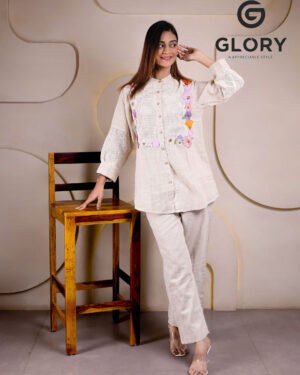 Women's Jute Co-Ord Set With Elegant Multicolour Floral Patches Top